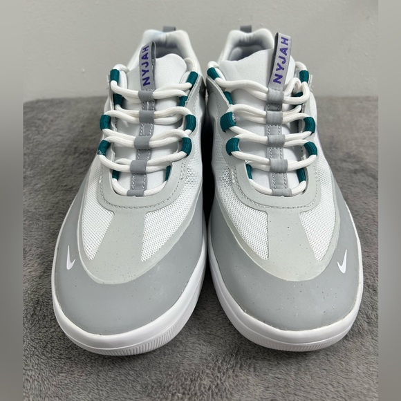 Nike SB Nyjah Free 2 Shoes - Picture 8 of 13